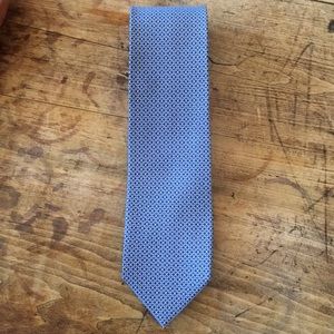 Ferragamo men’s silk tie.